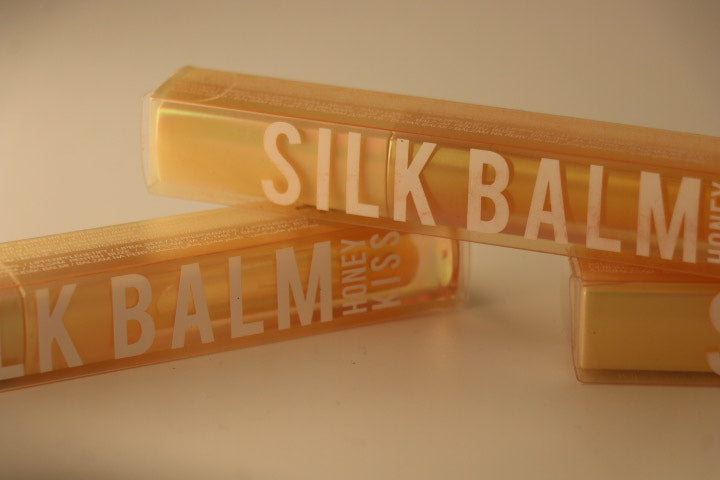 Silk balm plumbing lip gloss